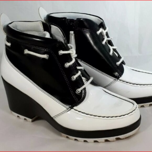 Rockport Ankle Boot Womens Sz 7 Leather White/Black HydroShield Adiprene Adidas - Picture 1 of 4